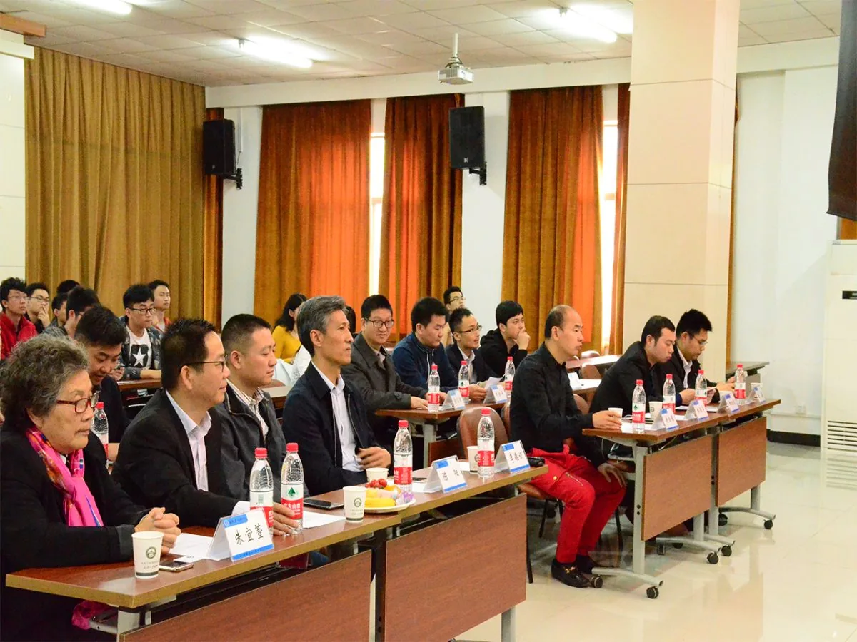 “嫦娥抗衰”联合高校 走智慧医疗发展之路(图1) image.png